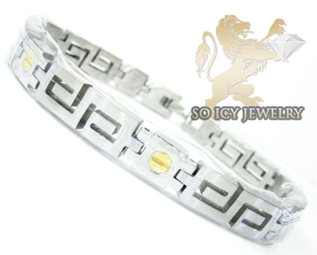 Versace  Gold bangles design Gold jewelry fashion Gold jewellery design  necklaces